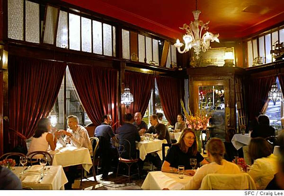 Da Flora restaurant at 701 Columbus Avenue near Filbert is one of the most romantic of the restaurants in North Beach.