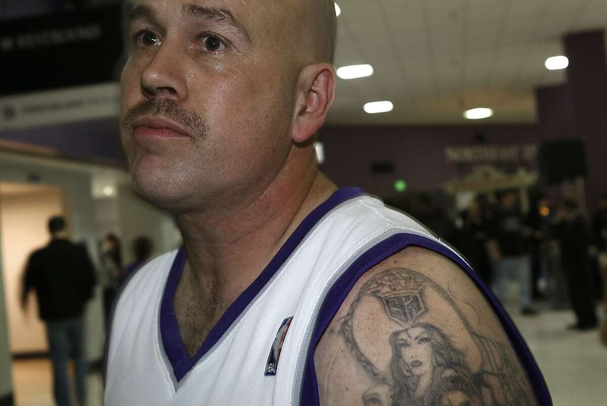 Sacramento Kings Getting People to Tattoo New Logo On Themselves  The 300s