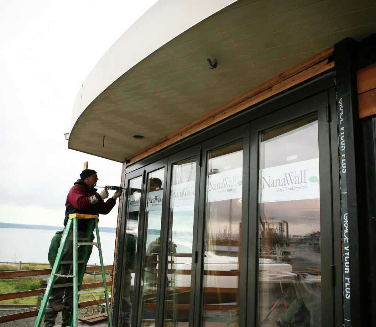 Big floating home being built at Port Townsend