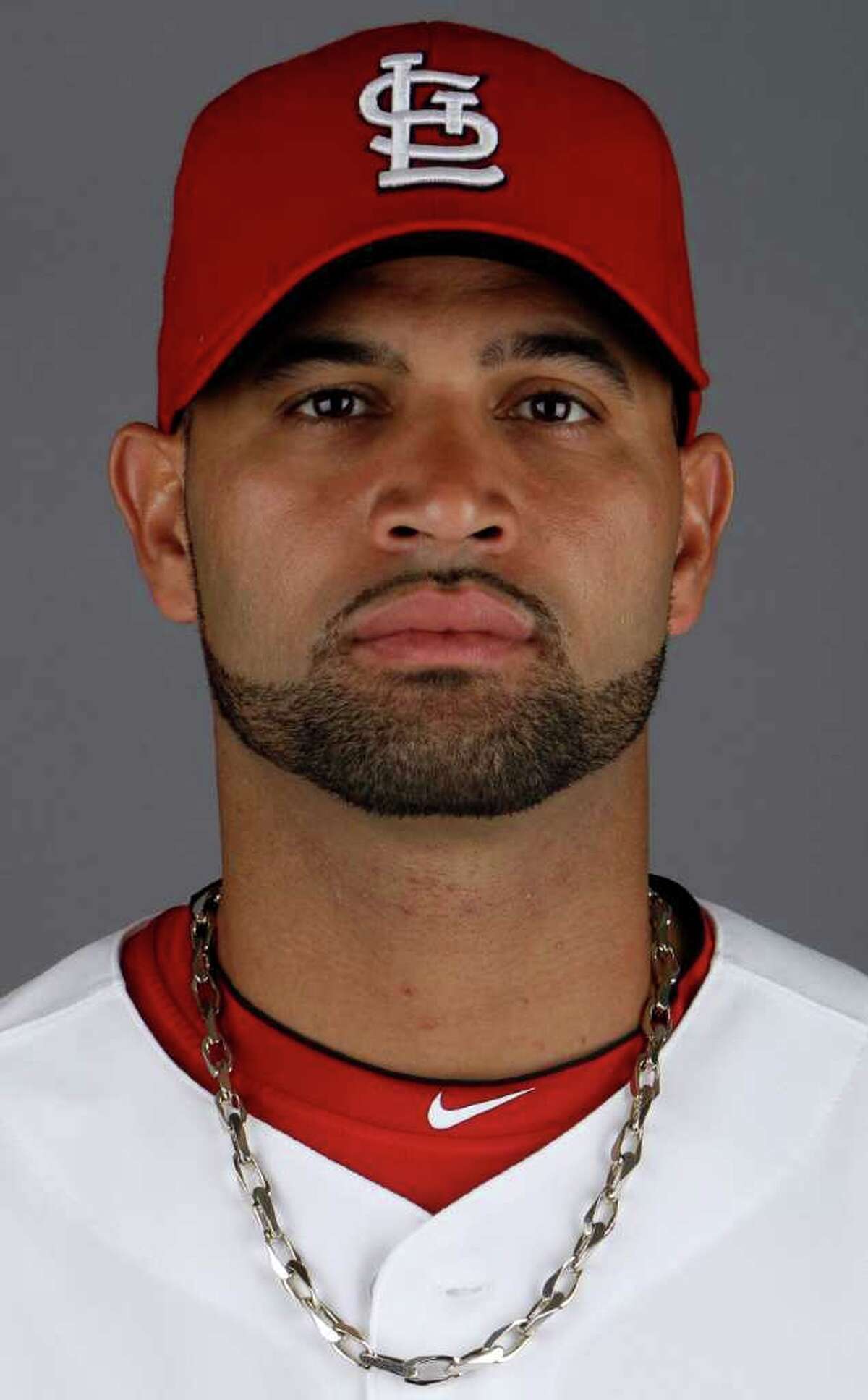 Angels Lure Pujols With 10-Year Contract - The New York Times