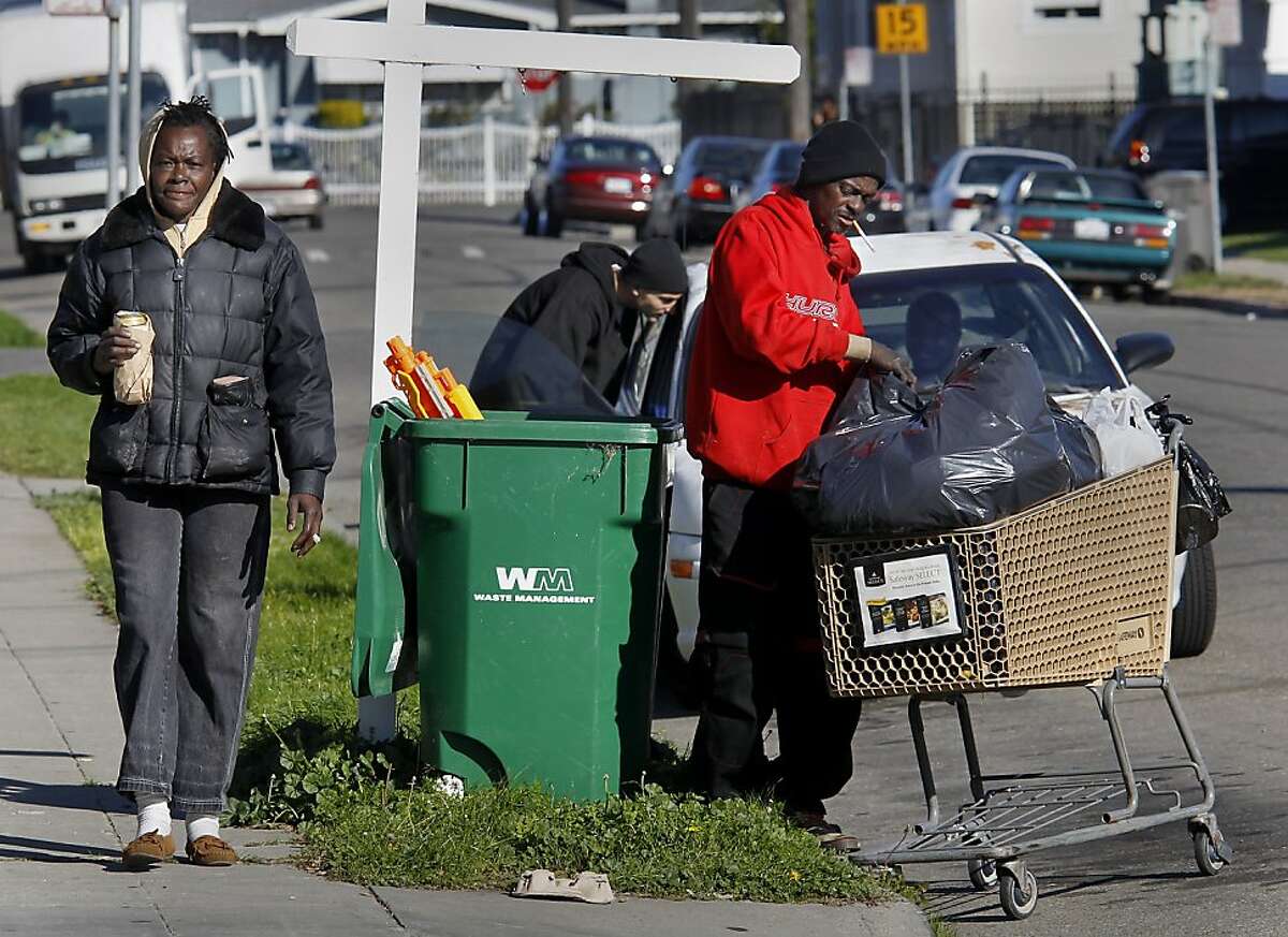 Waste Management sues Oakland over 1 billion trash contract
