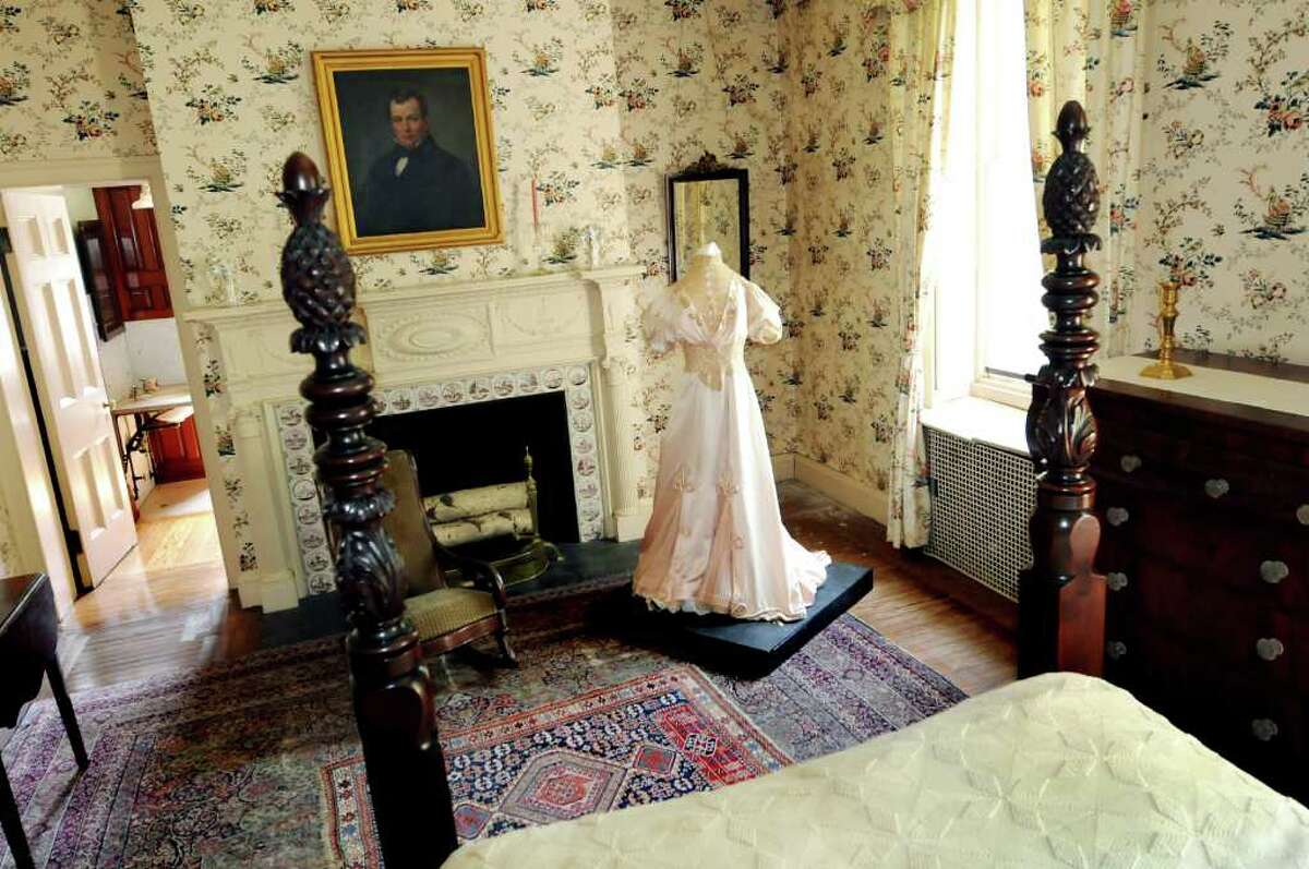 The lady's bedroom in Ten Broeck Mansion in Albany. (Cindy Schultz / Times Union archive)