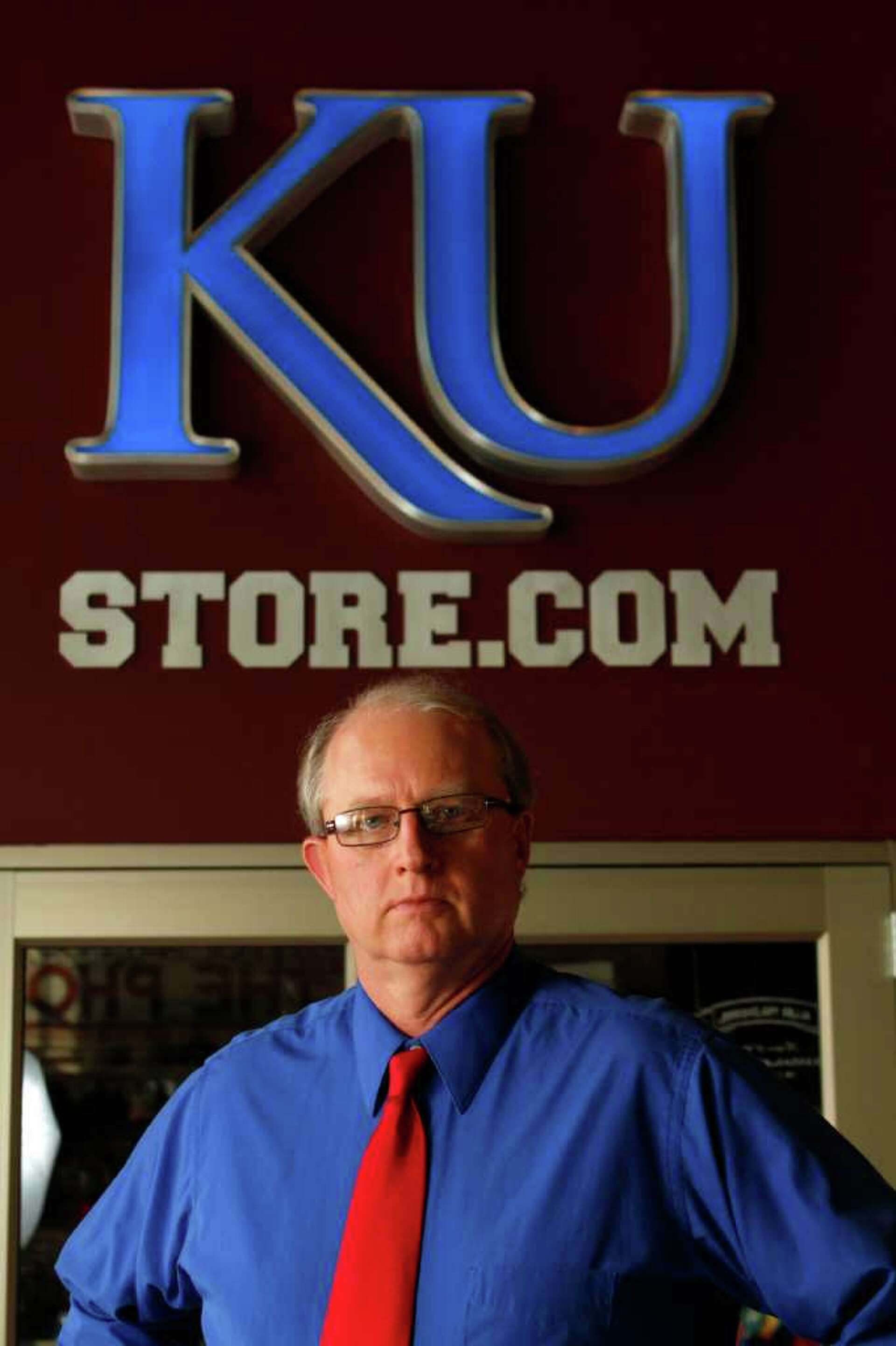 To thwart porn, colleges are buying up .xxx sites