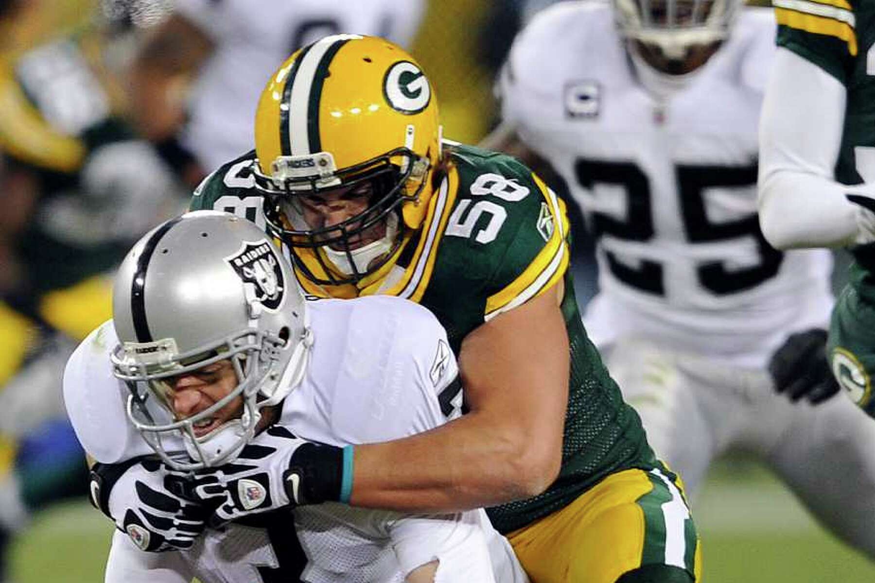 Packers perfect 13-0 after 46-16 win over Raiders