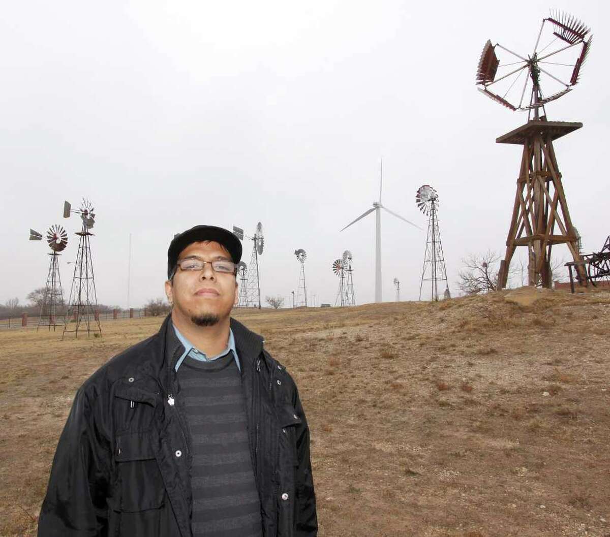 DARREL THOMAS : FOR THE CHRONICLE FAMILY MAN: Antonio Lara chose to study wind energy because he wants to be in a field where jobs are available so he can support his wife and 2-year-old daughter.