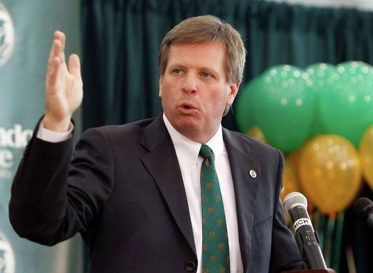 Jim McElwain, offensive coordinator at Alabama, speaks during an NCAA college football news conference where he was introduced as the new head football coach at Colorado State University, Tuesday, Dec. 13, 2011, in Fort Collins, Colo. McElwain, who's preparing for the national championship against LSU in January, joined the Crimson Tide in 2008 after serving as an assistant at Fresno State, Michigan State, Louisville, Montana State and with the Oakland Raiders. (AP Photo/Ed Andrieski)