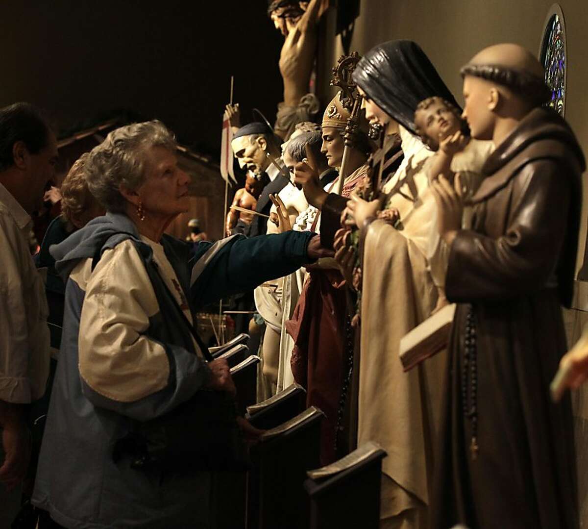 Museum of Divine Statues