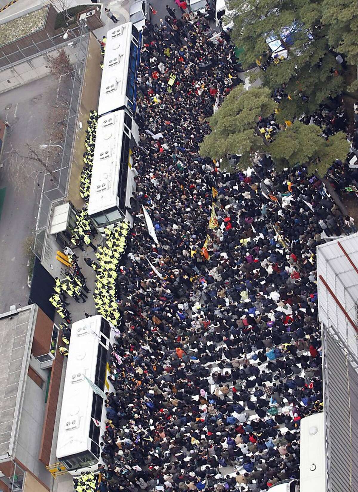 Koreans 1000th Protest Over Japans Wartime Acts 8743