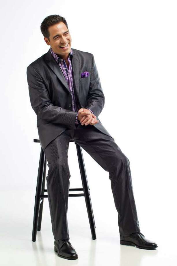 Owen Conflenti Is Our Favorite Morning Person Houston Chronicle Michael Paulsen Staff Charm Owen Conflenti Is Wearing A Leonard Valenti Suit 848
