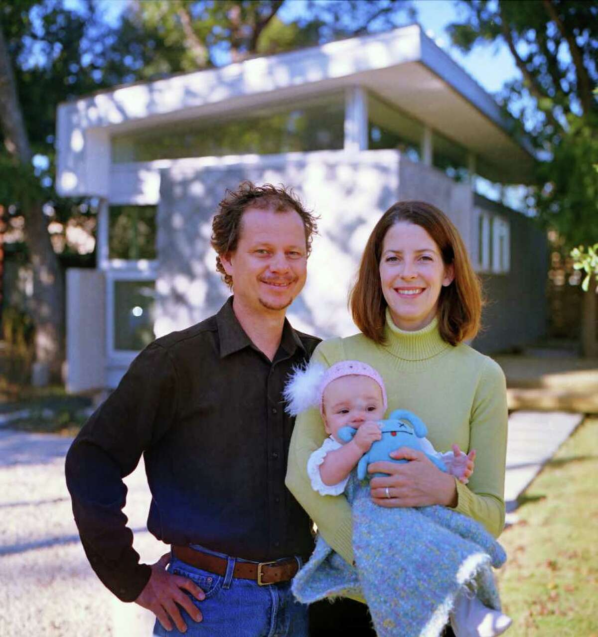 Mark Schatz and Anne Eamon, who now have a daughter, Wren, have been experimenting with ways to live well on a small scale for about 14 years.