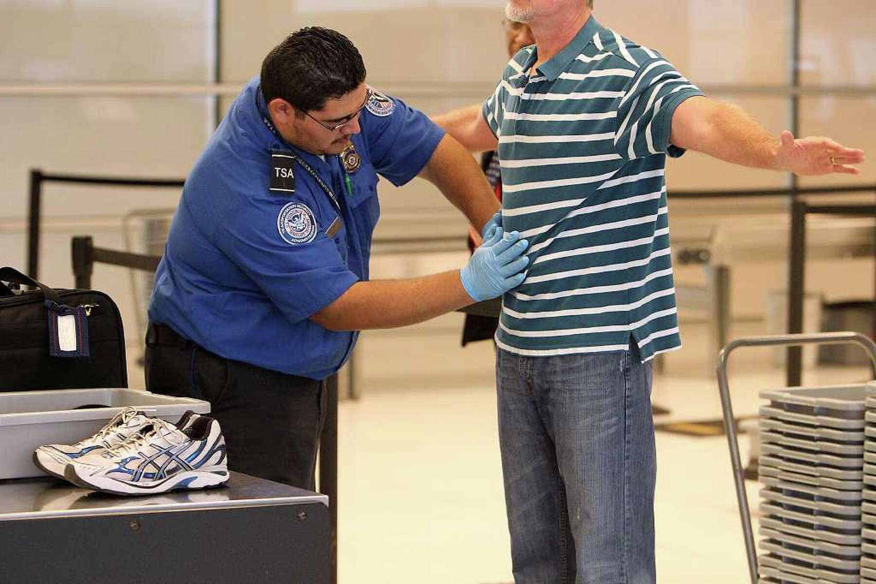 Lawsuit over TSA actions at San Antonio airport spurs training for airport  screeners