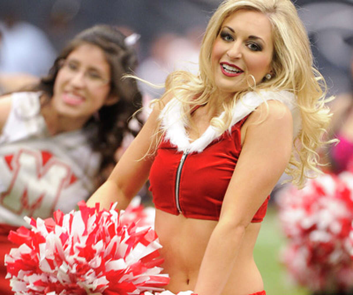 Texans Cheerleaders show off their Christmas spirit