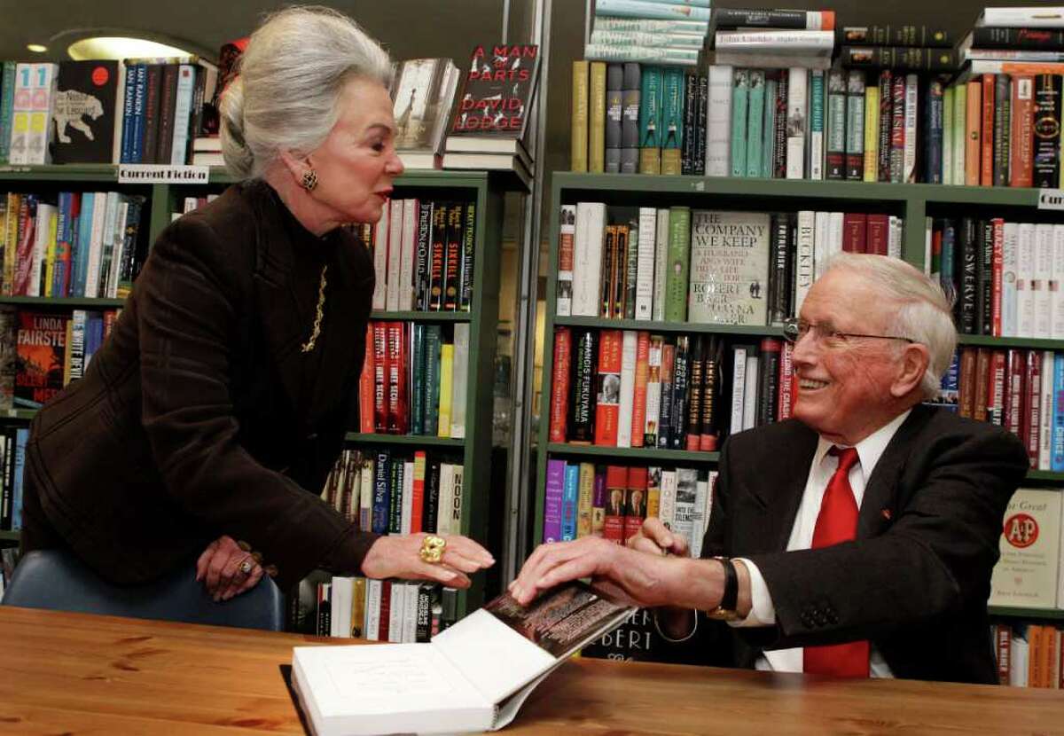 Cooley writes about DeBakey feud, reconciliation