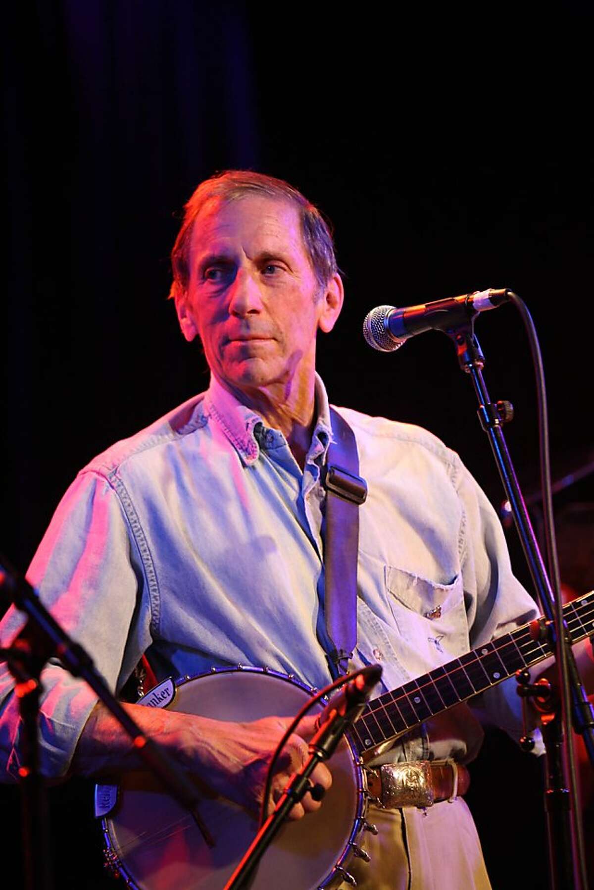 Warren Hellman, one of Slims partners, performs with the Wronglers during the gathering at a private party held to celebrate the 20th anniversary of Slims on Tuesday, October 14, 2008 in San Francisco, Calif.
