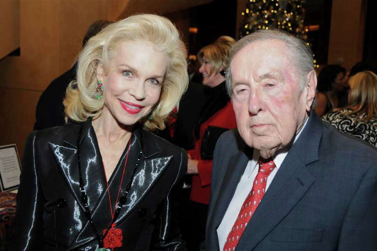 Lynn and Oscar Wyatt at the Greater Houston Women's Chamber of Commerce 2011 Hall of Fame Gala on Dec. 8 at the Intercontinental Hotel.