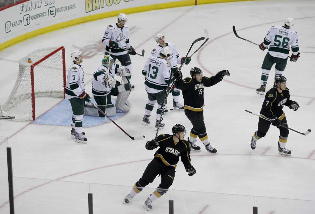 Jon DiSalvatore(14) Houston Aeros