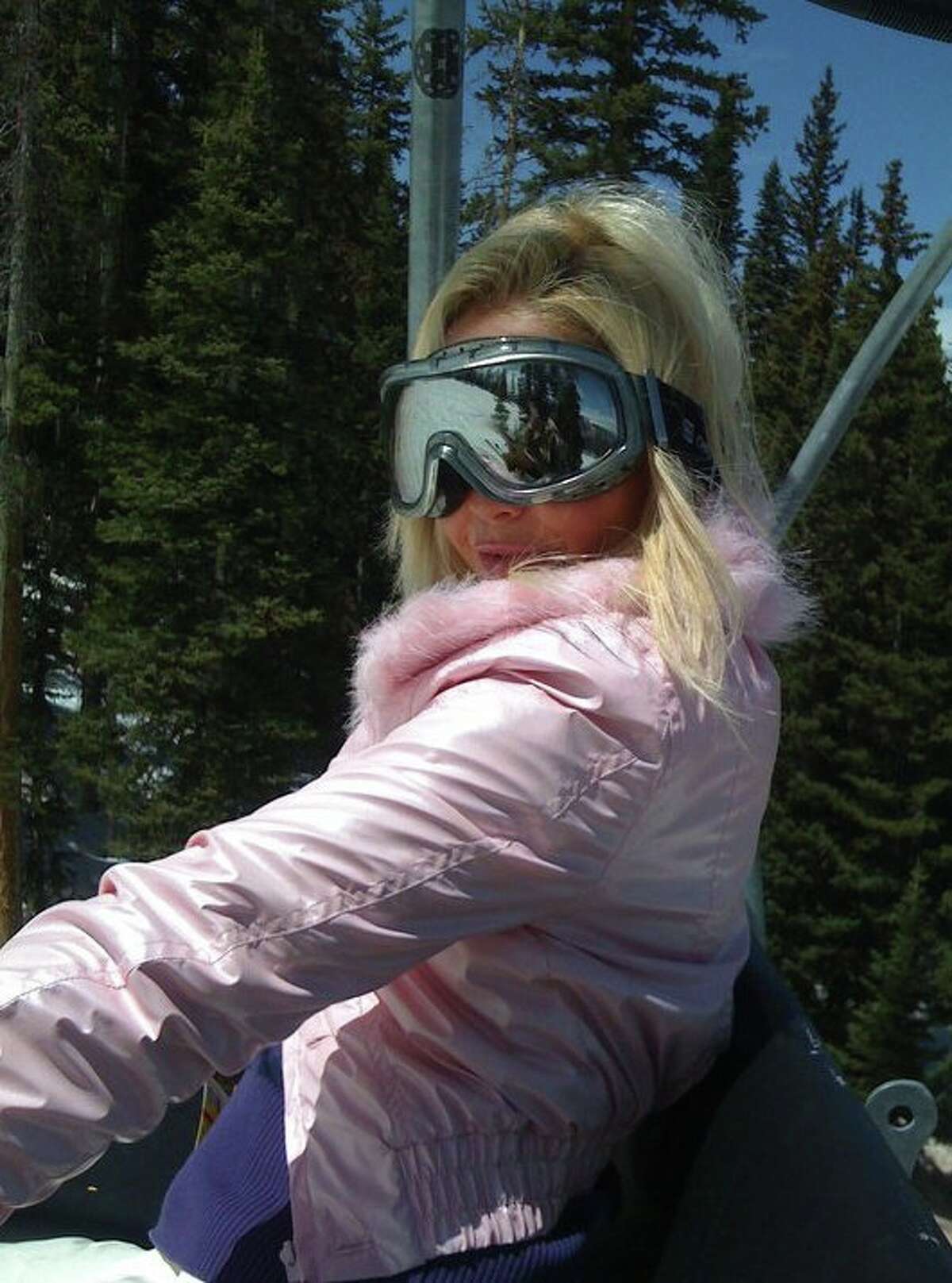 This photo is from Helen Kapoutsos' Facebook Page which indicates she lives in Aspen, Colorado, the ski resort town she told arresting officers in Massachusetts she lived in.