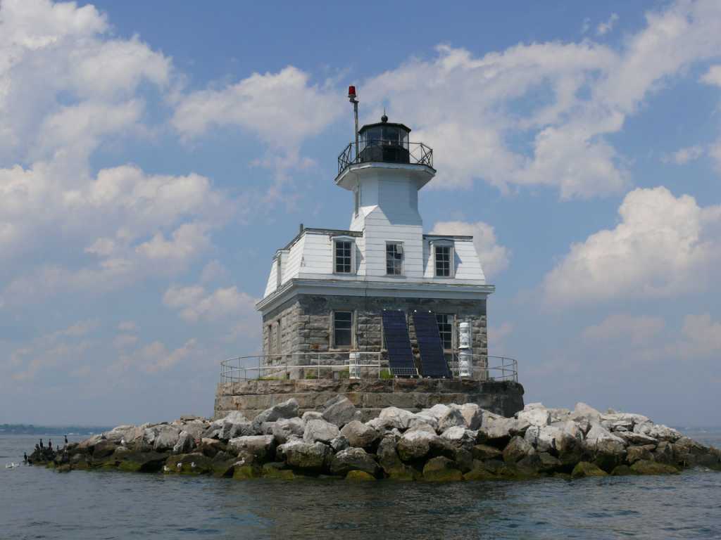Town has new strategy for Penfield Lighthouse