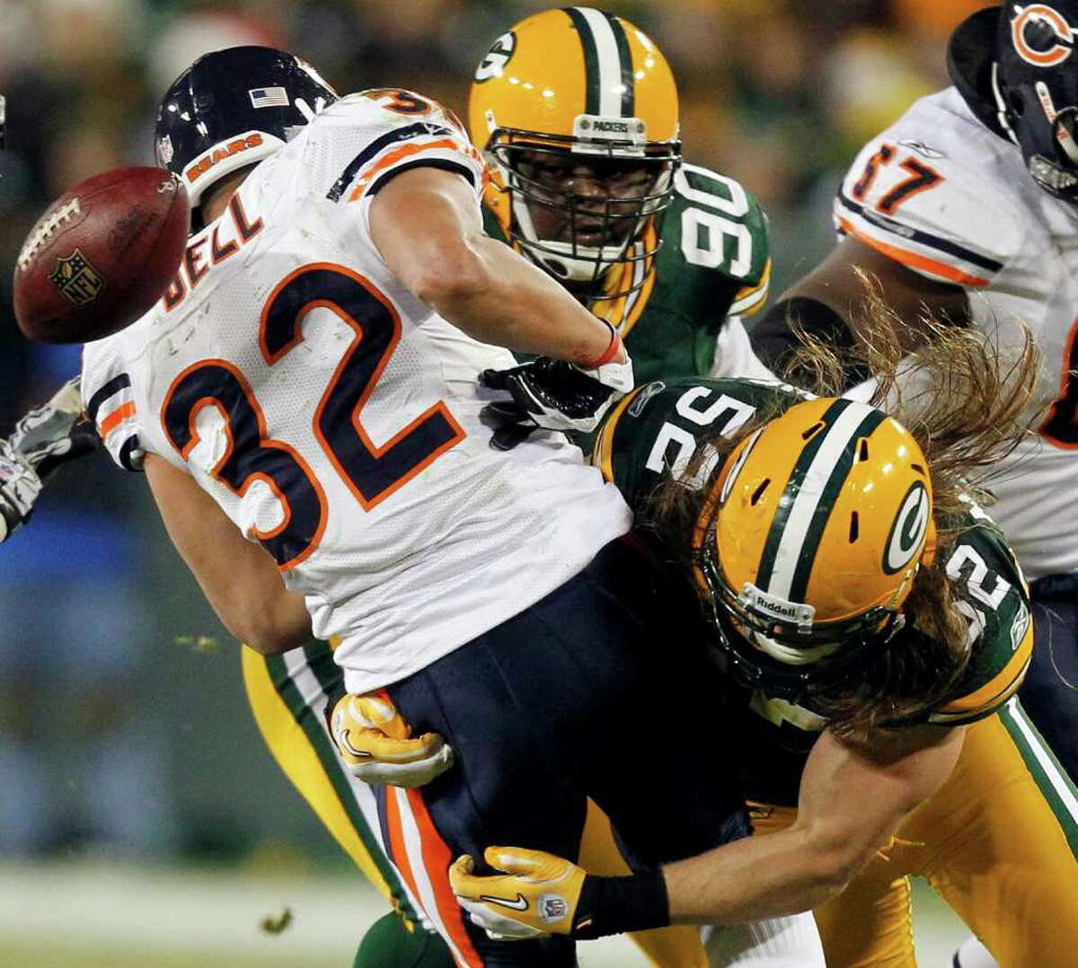 03 October 2010: Packers (52) Clay Matthews celebrates after