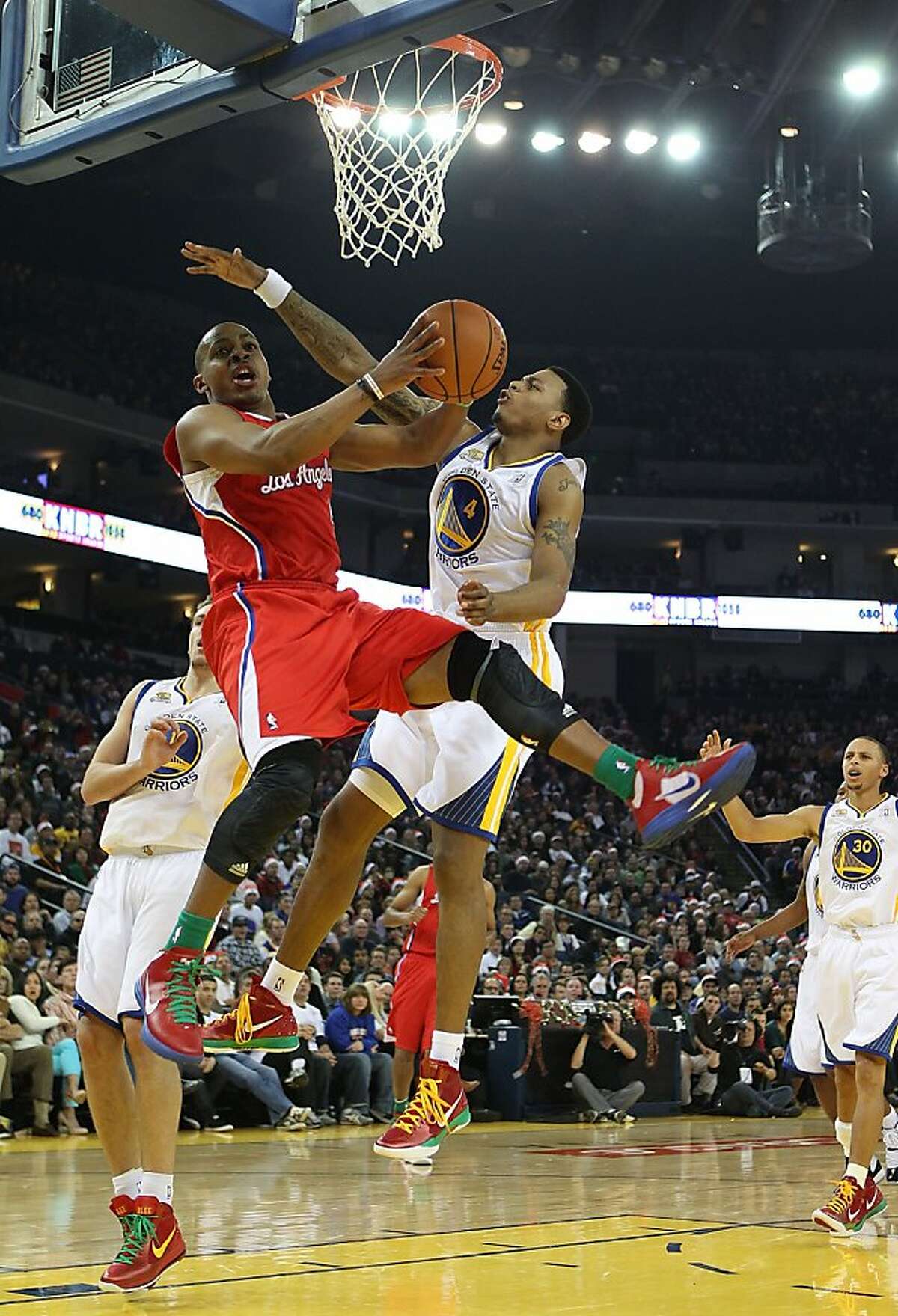 Warriors lose to Clippers 105-86 in season opener