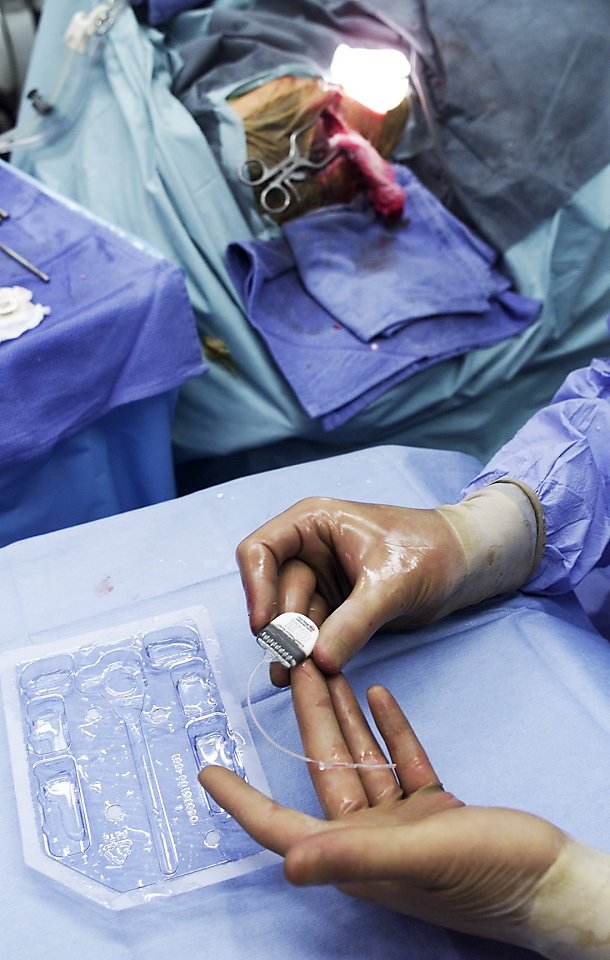 Computers implanted in brain could help paralyzed