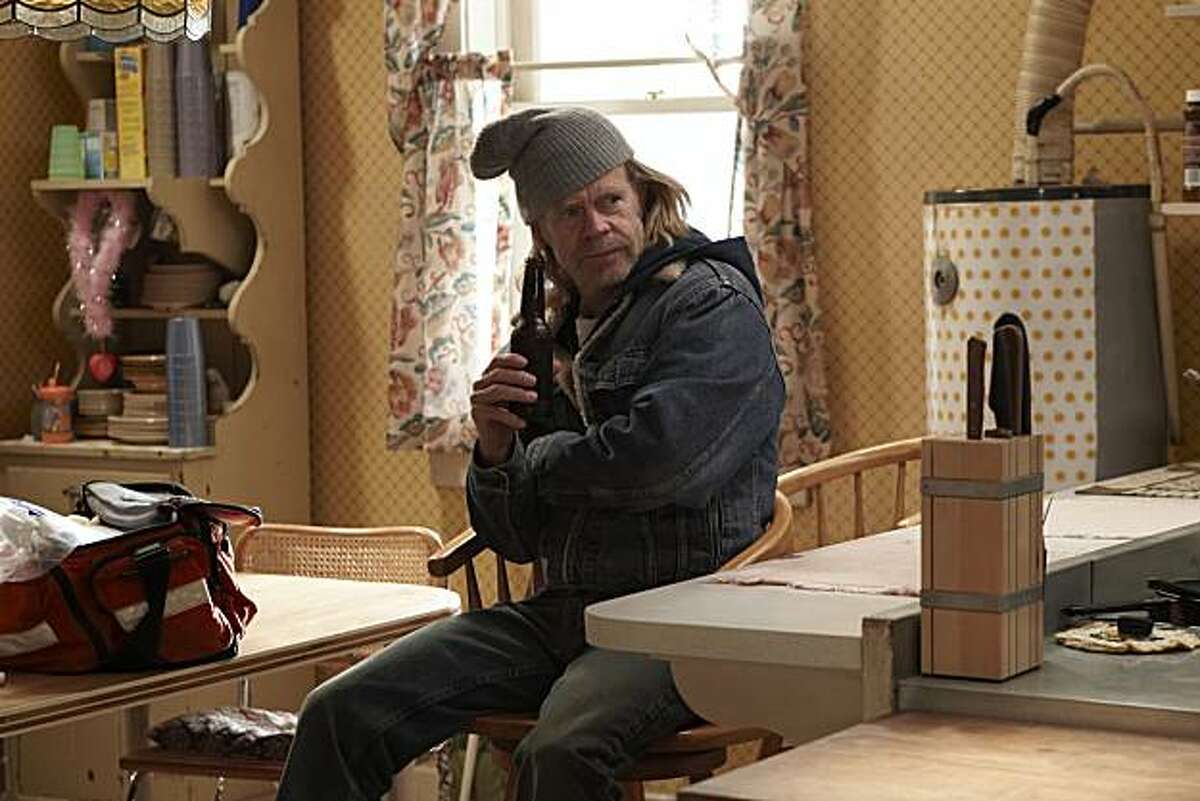 William H. Macy as Frank in Shameless William H. Macy as Frank in Shameless (episode 3) - Photo: Courtesy of SHOWTIME - Photo ID: shameless_103_1640