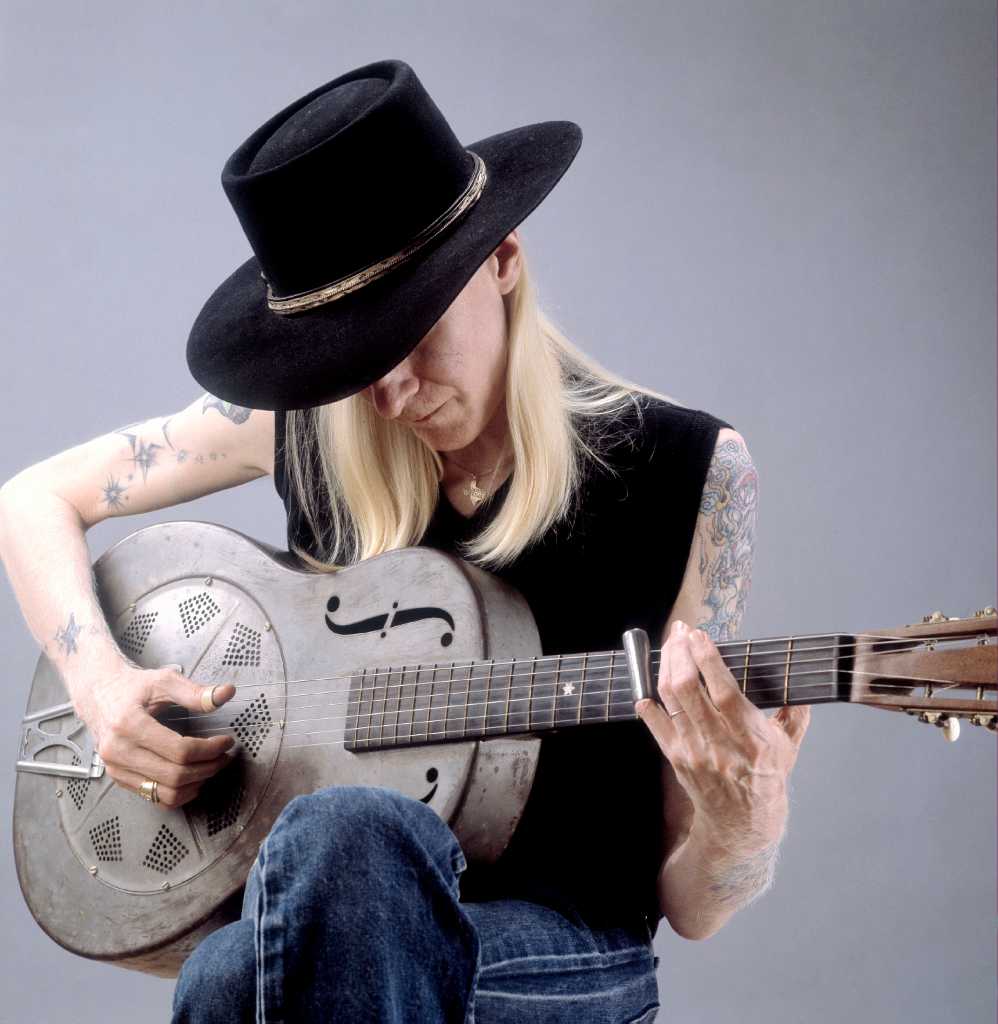 【中古】 Johnny Winter ジョニーウィンター / Legendary Licks Slide Guitar Blues legend Johnny Winter dies at 70 in Zurich