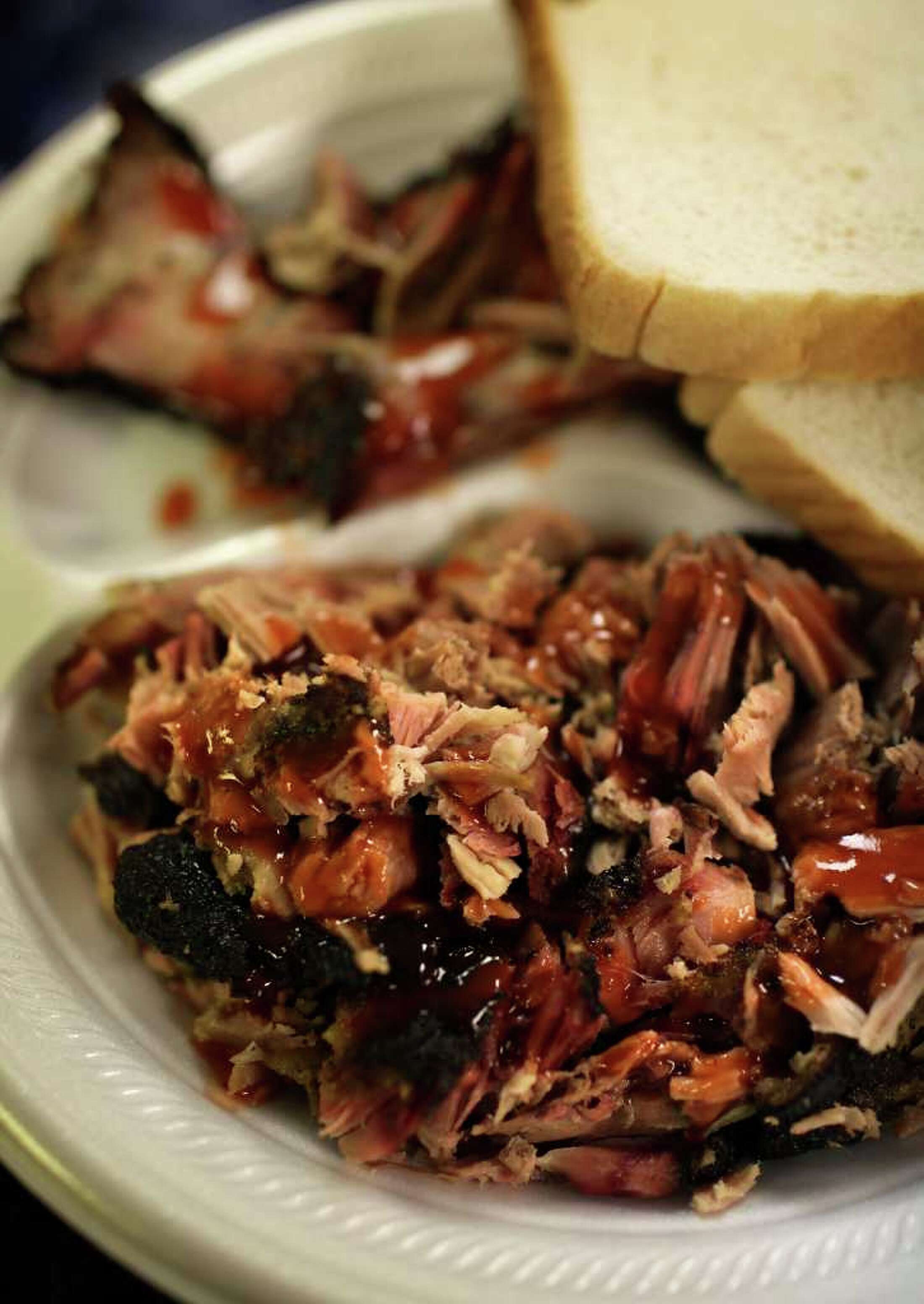 'BBQ Snob' ranks 'Incredible BBQ Spots in Texas,' but doesn't seem to