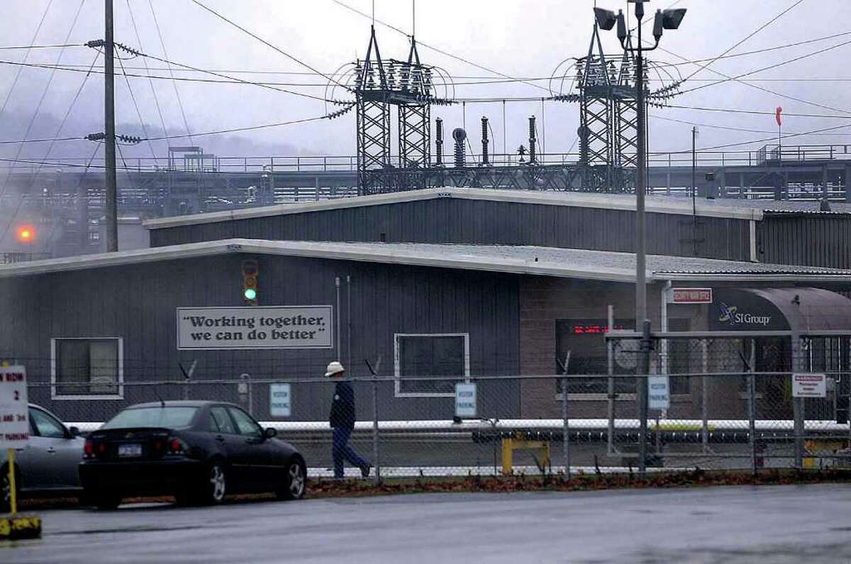 Pollution draws 73,000 penalty