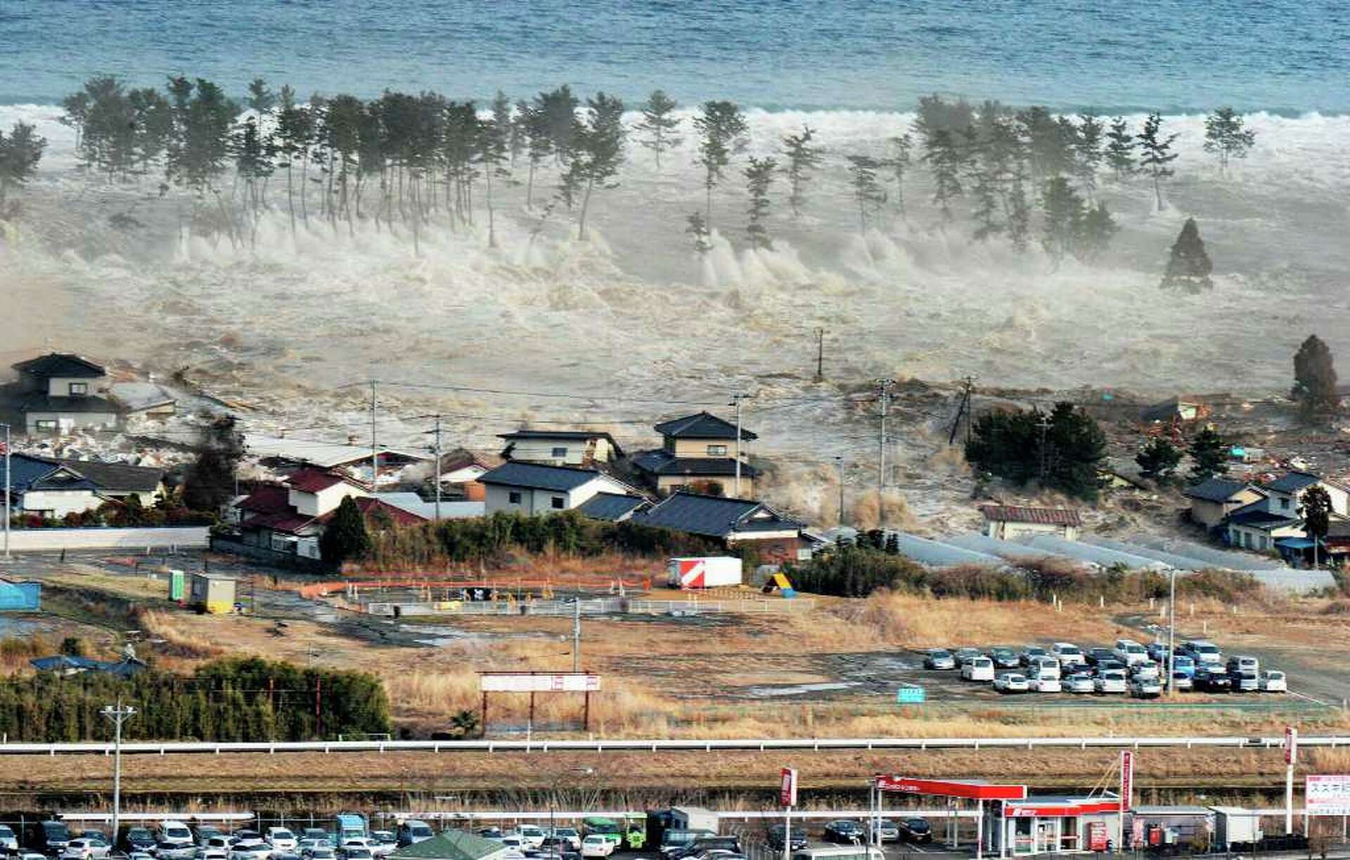 Quake zone could send tsunami the size of Japan's 2011 disaster