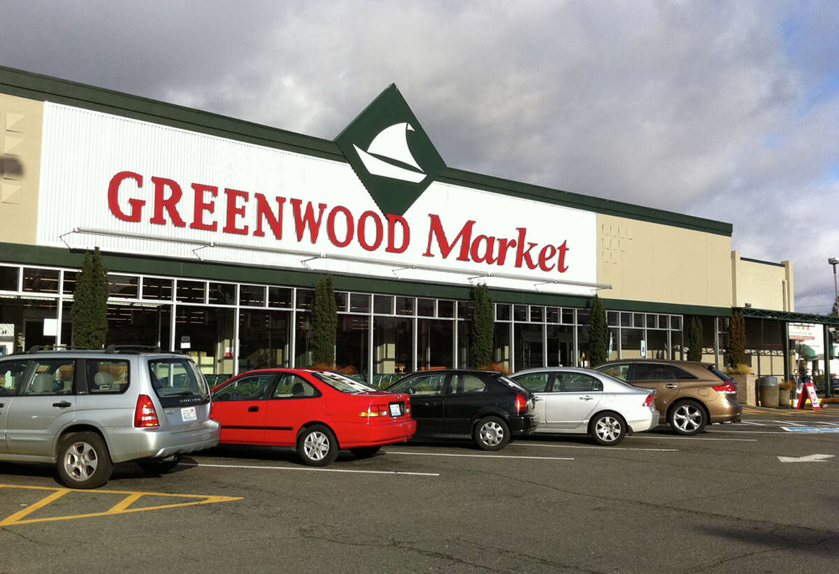Greenwood Market to close for bigger Fred Meyer