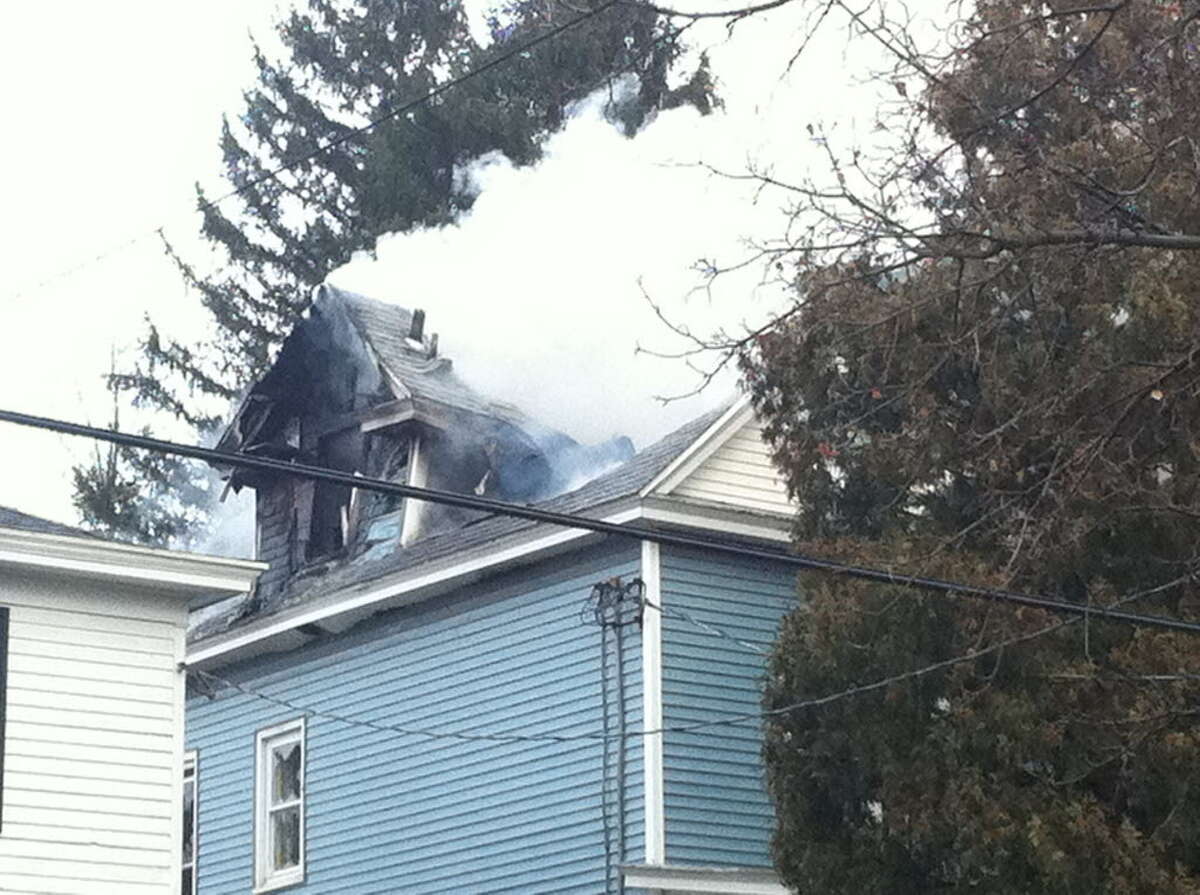 4 Albany firefighters hurt in house blaze