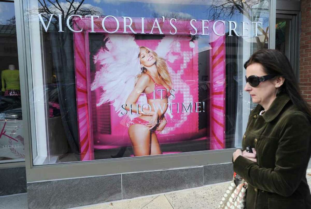 After more than two decades as one of the most recognizable storefronts along Greenwich Avenue, lingerie retailer Victoria’s Secret is shutting its doors for good Jan. 15.