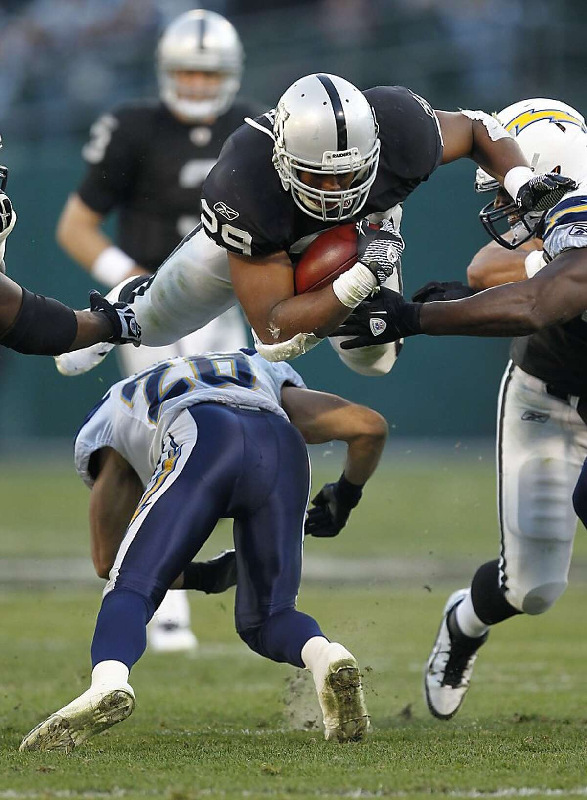 Raiders lose game to Chargers and playoff berth