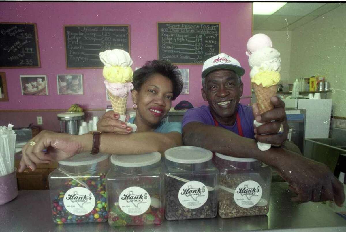 Hank's Ice Cream owner Hank Wiggins dies at 74