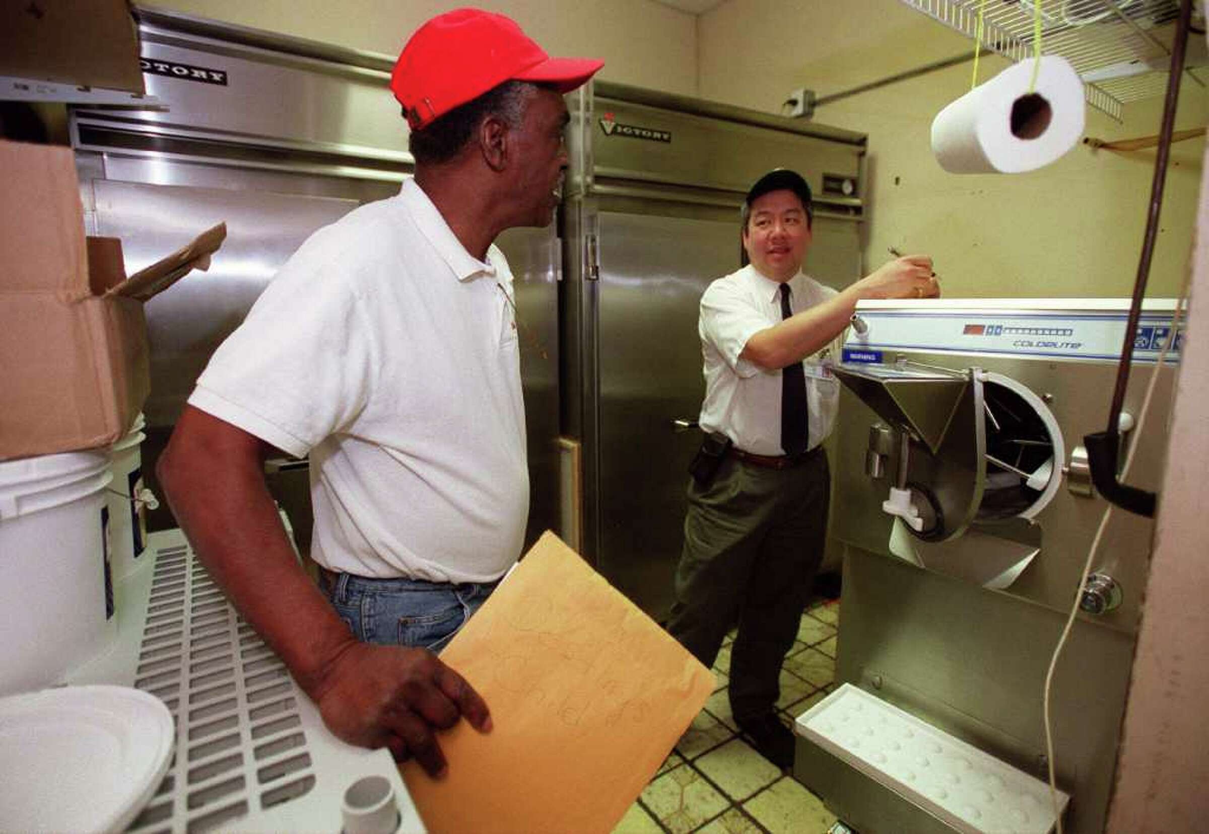 Hank's Ice Cream owner Hank Wiggins dies at 74