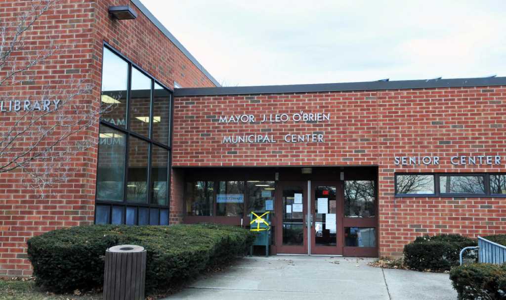Albany County launches pilot to reopen senior meal sites - Vimarsana News