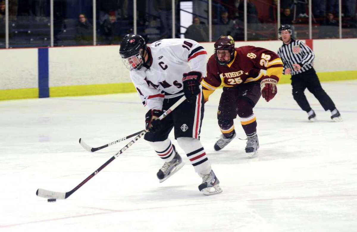 New Canaan scores six unanswered goals in lopsided win over St. Joseph