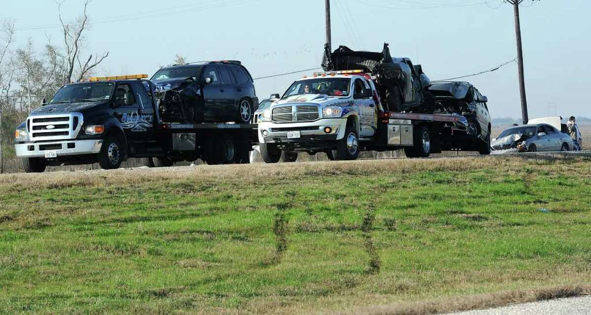 54 injured in estimated 40vehicle wreck on Texas 73
