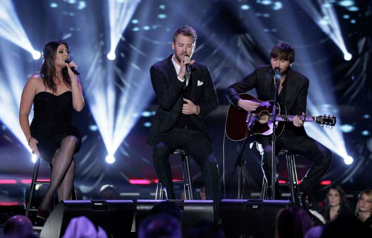 Lady Antebellum will perform on March 1.