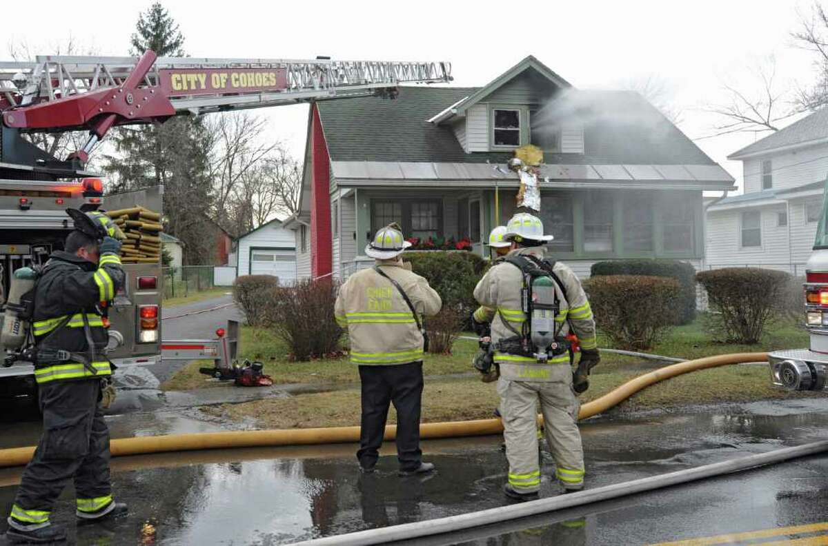 Fire damages house in Cohoes