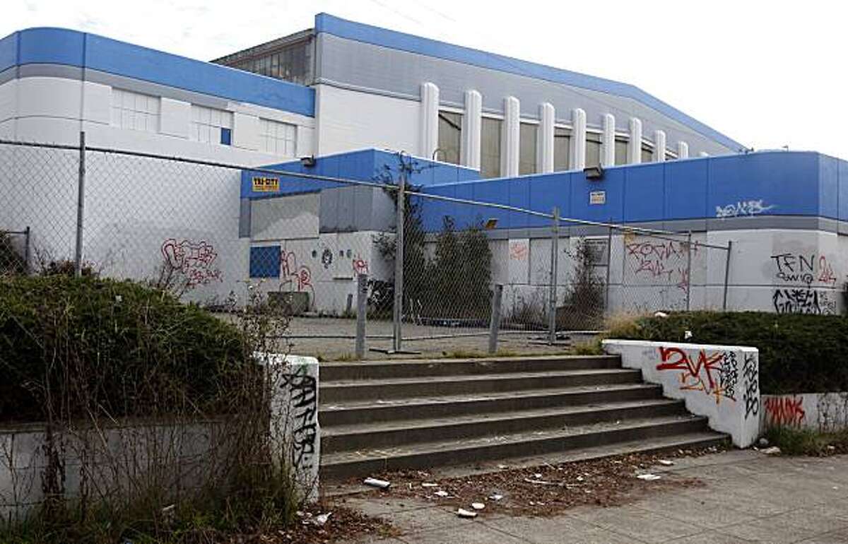 Plans for Iceland rink before Berkeley City Council