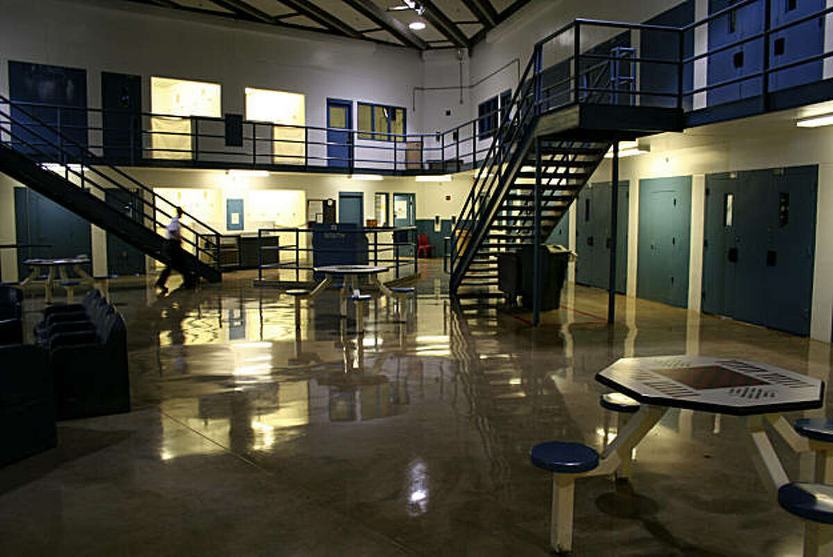 California to ship more prisoners out of state