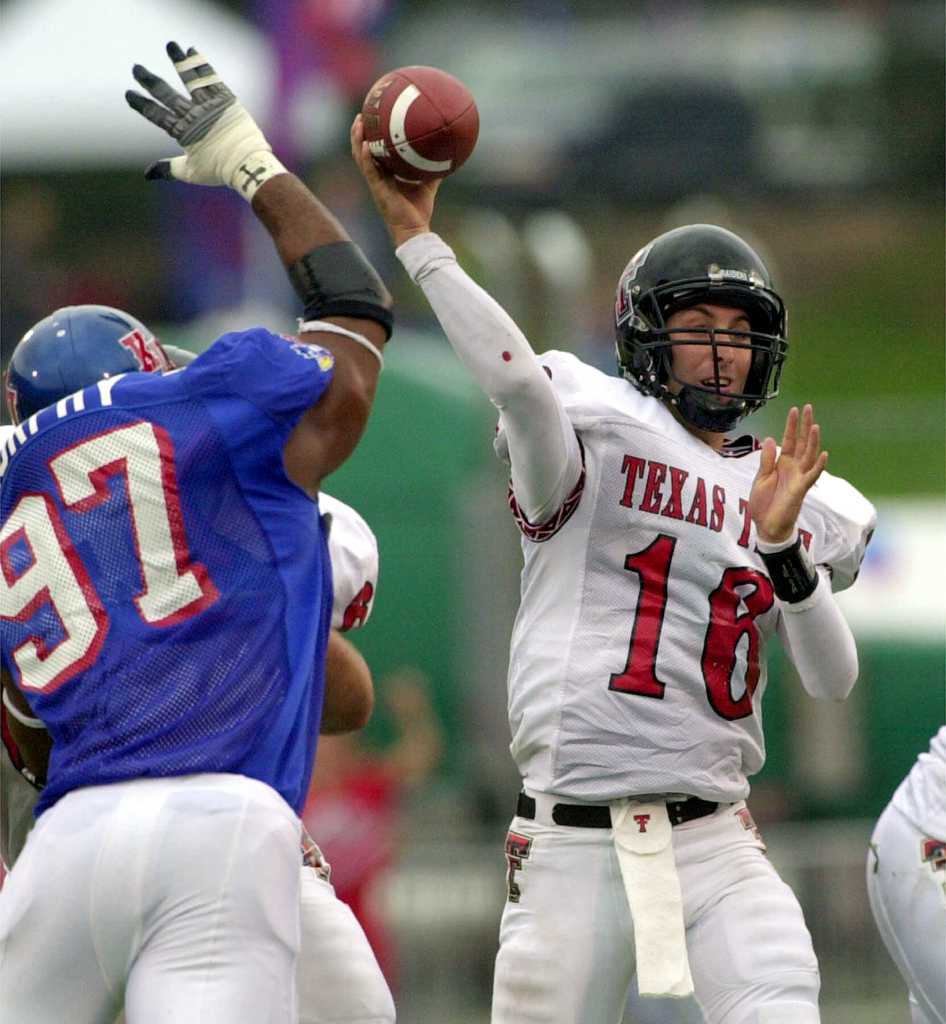 Texas A&M coach Kevin Sumlin thrilled for Texans QB Case Keenum 