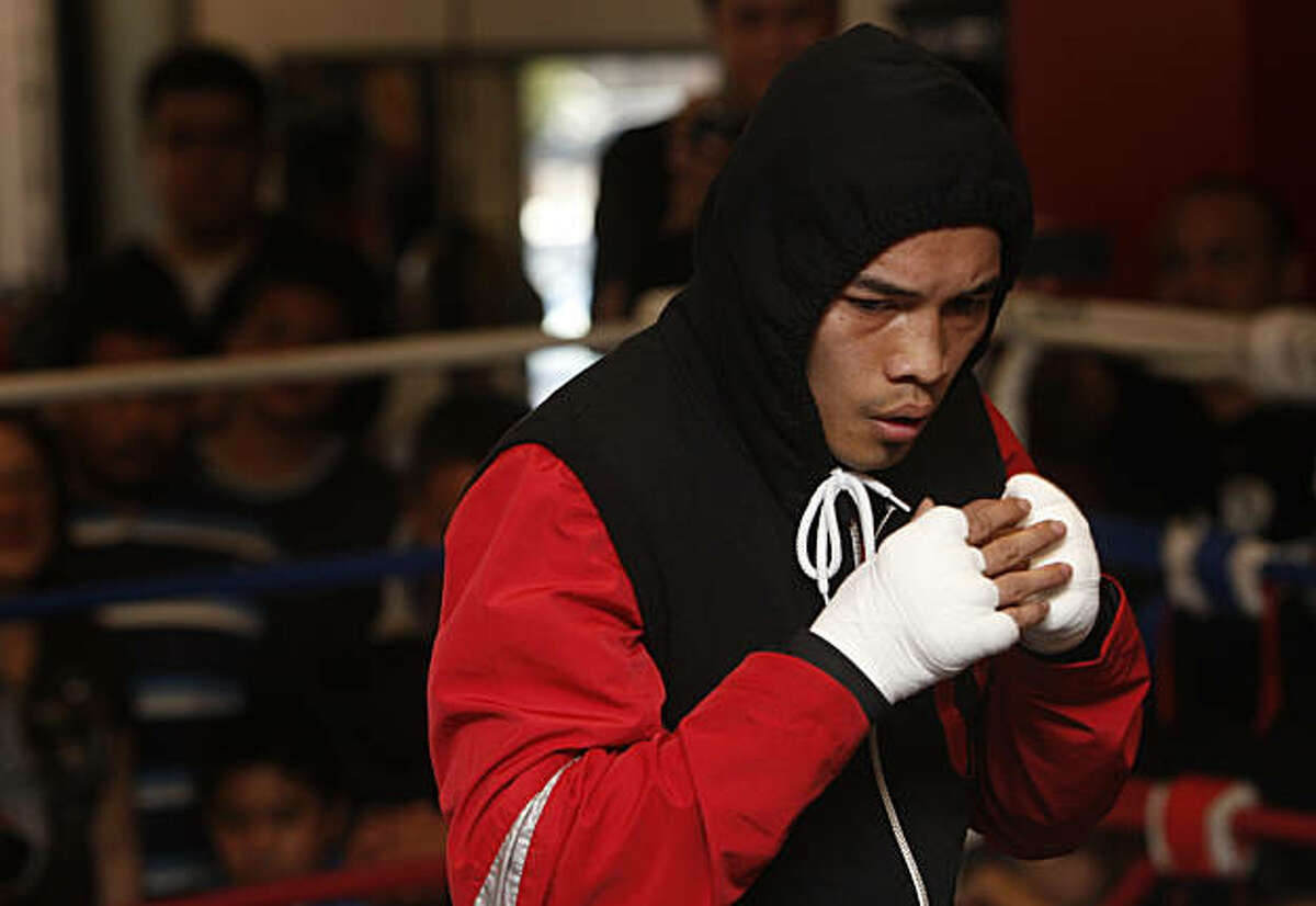Boxer Nonito Donaire is big favorite Saturday