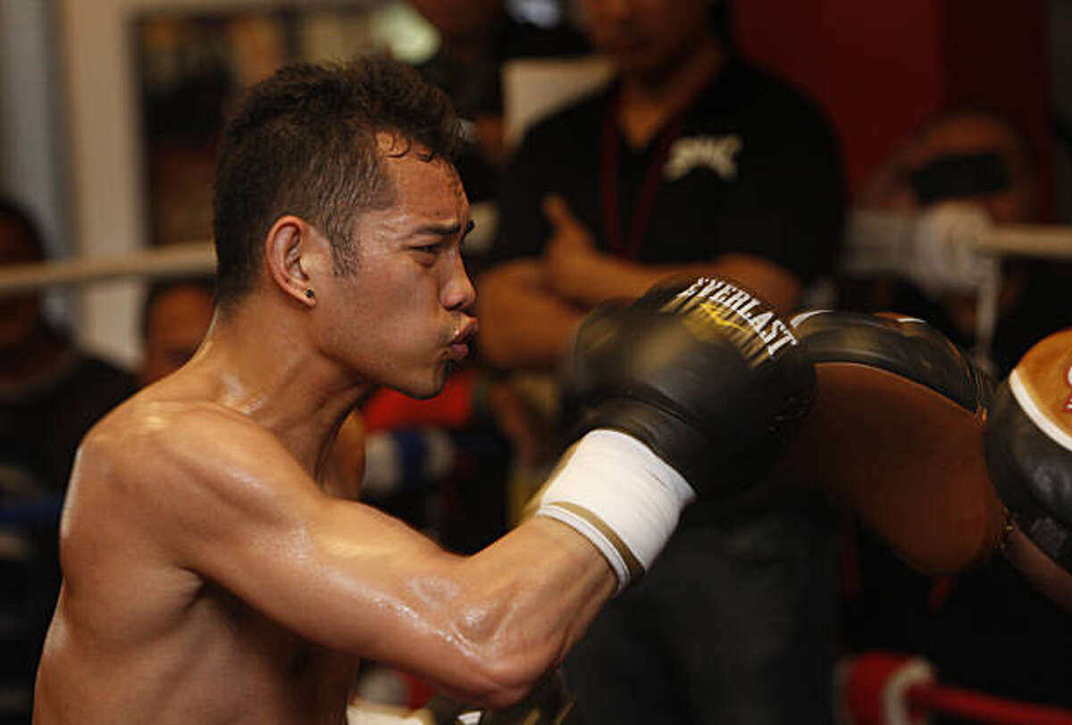 Boxer Nonito Donaire is big favorite Saturday