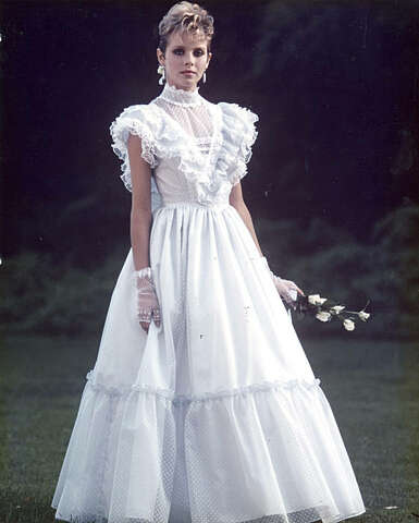 Design Empire Began With Gunne Sax Sfgate