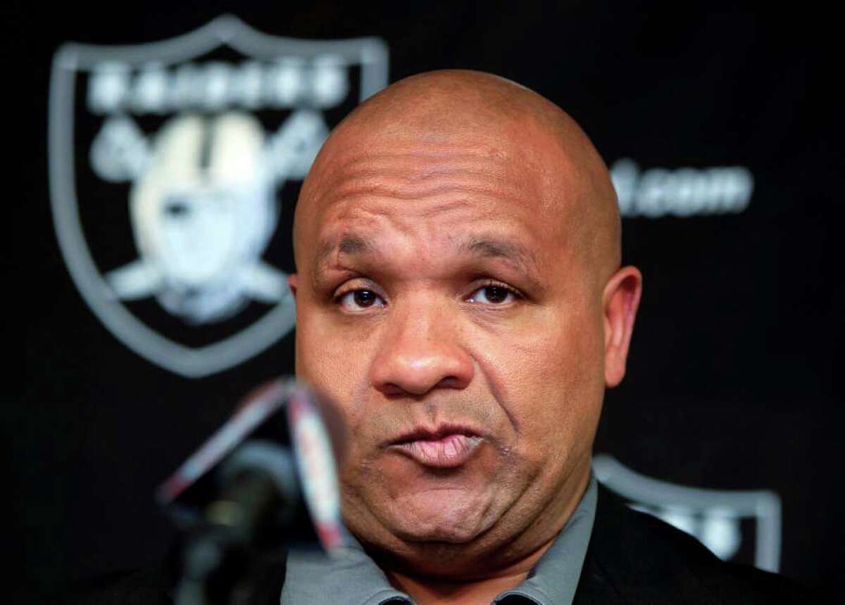 Why did Hue Jackson get fired after one season as Oakland's head coach? 