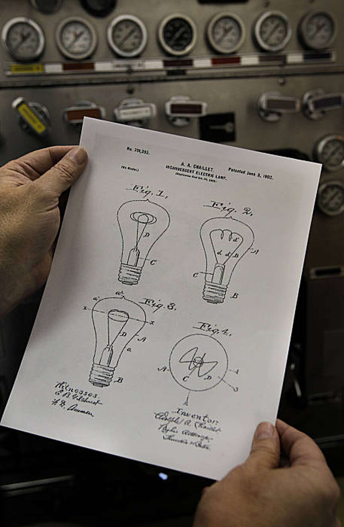 Livermore's mysterious lightbulb burns 110 years