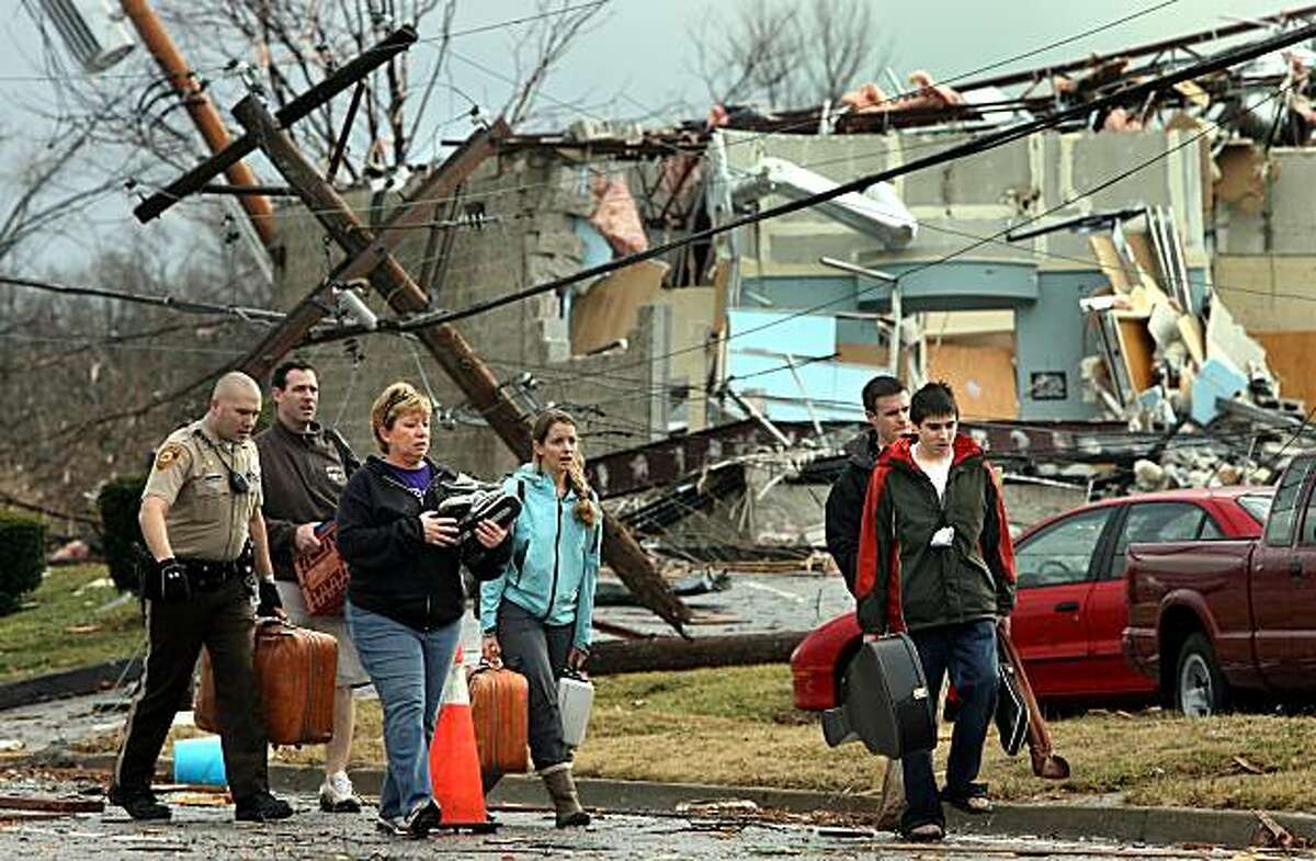 Tornadoes kill 6 in South and Midwest